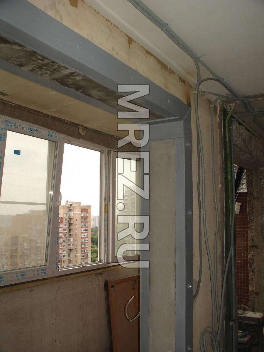 Усиление балконного проема после демонтажа подоконных блоков