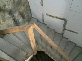 Демонтаж железобетонных лестниц