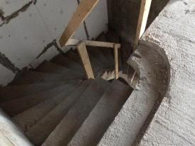 Демонтаж железобетонных лестниц