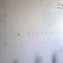стена после демонтажа гипсокартонной перегородки